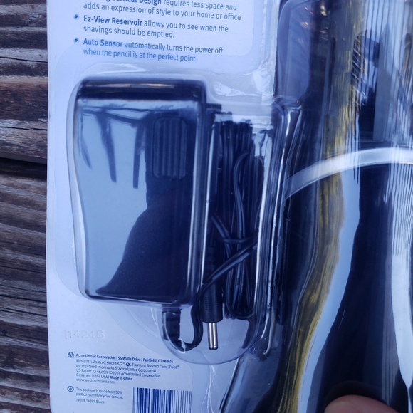 NEW Westcott Electric iPoint Evolution Pencil Sharpener - Picture 8 of 10